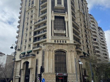 2 rooms · 93,3 m² · floor 8/16, Gənclik