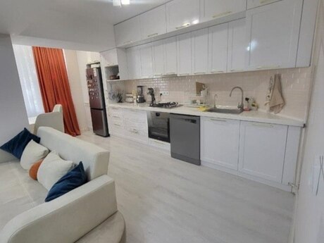 Объявление №6405574 - Баку, Наримановский  р., 2-комн., 70 м², 2/9 этаж