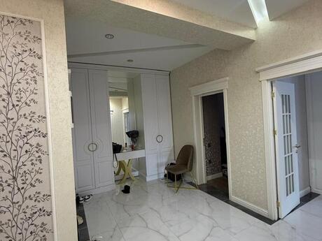 4-room apartment for rent, 110 m², Nəriman Nərimanov: 1 500 ₼/mo 5