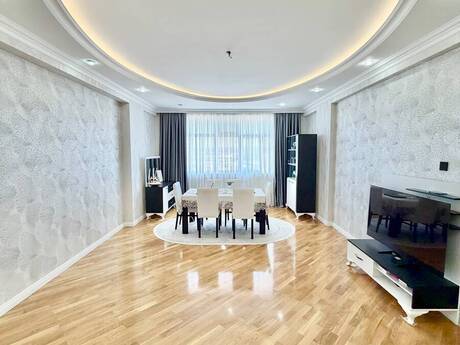 Elan №6405585 - Bakı, Nəriman Nərimanov m., 3 otaqlı, 135 m², 12/18 mərtəbə