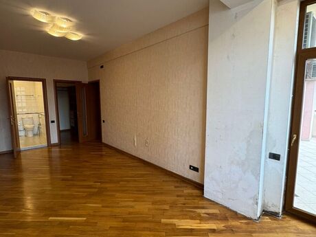 4-room apartment, 230 m², 28 May: 599 000 ₼ 5