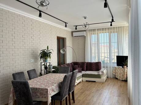 Elan №6405679 - Bakı, İnşaatçılar m., 3 otaqlı, 120 m², 10/18 mərtəbə