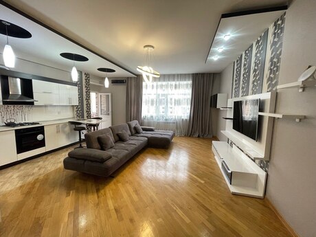 3 rooms · 130 m² · floor 6/17, 28 May