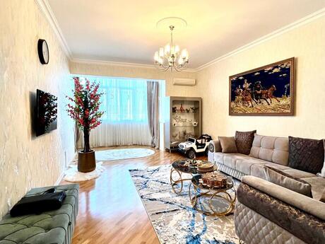 3 otaqlı mənzil, 92 m², 8 Noyabr: 258 000 ₼ 2
