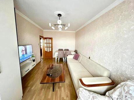 2-room apartment, 65 m², 8 Noyabr: 182 000 ₼ 4