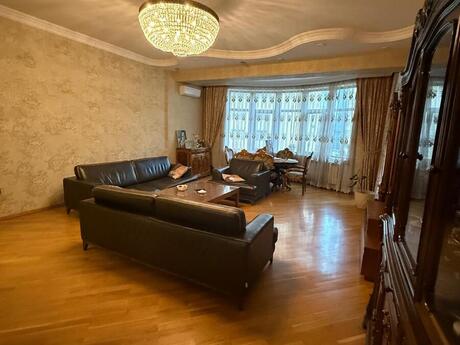Elan №6405771 - Bakı, 28 May m., 4 otaqlı, 170 m², 4/14 mərtəbə
