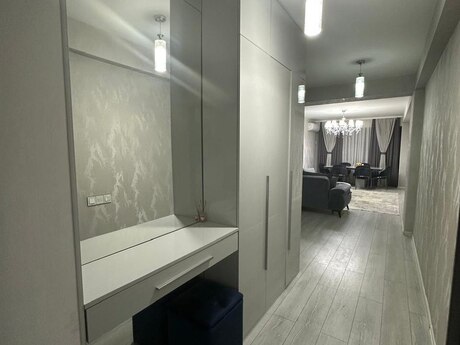 3 otaqlı mənzil, 112 m², Bakıxanov: 250 000 ₼ 3