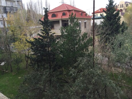 3 otaq · 75 m² · 4/5 mərtəbə, Nəsimi