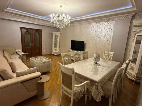2-room apartment, 93 m², Badamdar: 330 000 ₼ 3