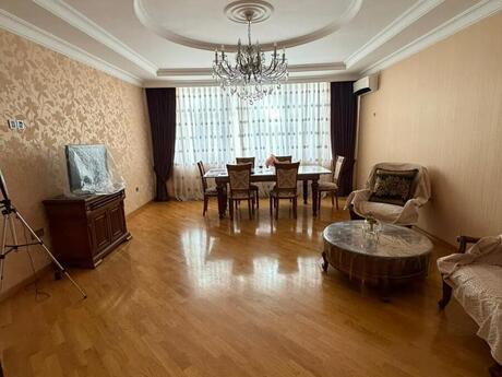 Elan №6405877 - Bakı, Şah İsmayıl Xətai m., 3 otaqlı, 130 m², 12/18 mərtəbə
