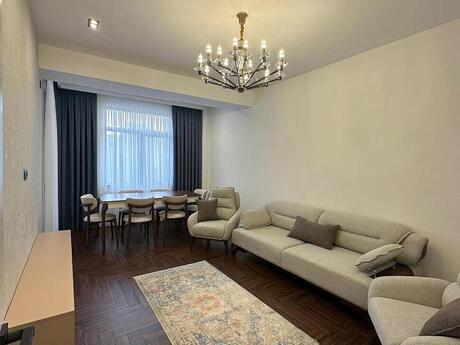 2 otaq · 77 m² · 7/18 mərtəbə, Nəsimi