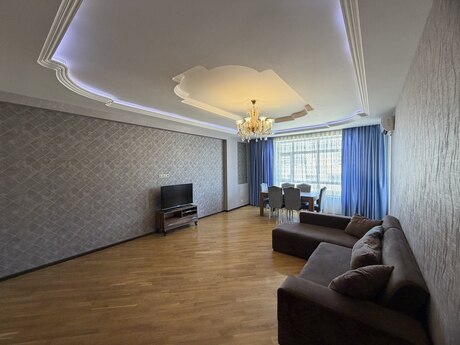 3 otaqlı mənzil, 126 m², Şah İsmayıl Xətai: 395 000 ₼ 2