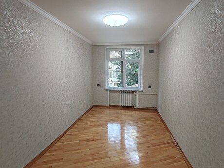 3-комнатная квартира, 60 м², İnşaatçılar: 175 000 ₼ 3