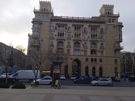 Kirayə 4 otaqlı mənzil, 140 m², Sahil: 2 500 ₼/ay 3