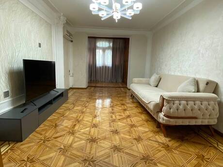 3 otaqlı mənzil, 70 m², Yasamal: 221 000 ₼ 2