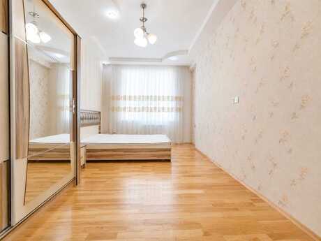 Kirayə 3 otaqlı mənzil, 120 m², Qara Qarayev: 1 100 ₼/ay 3