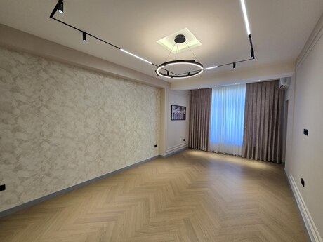 3-комнатная квартира, 83,7 м², 28 May: 395 000 ₼ 4