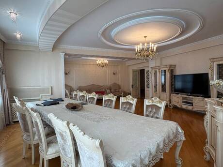 Kirayə 3 otaqlı mənzil, 170 m², Nizami: 2 500 ₼/ay 5
