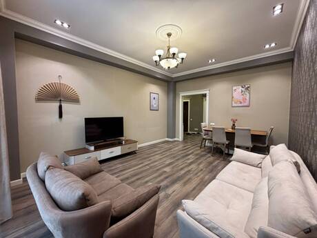 2-room apartment for rent, 92 m², Ağ şəhər: 1 850 ₼/mo 3