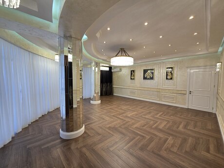 Elan №6406240 - Bakı, Şah İsmayıl Xətai m., 4 otaqlı, 205 m², 3/17 mərtəbə