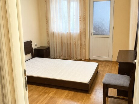 Elan №6406292 - Bakı, Yeni Günəşli q., 2 otaqlı, 45 m², 9/14 mərtəbə