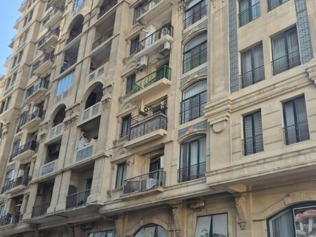 Elan №6406324 - Bakı, Sahil m., 4 otaqlı, 225 m², 8/17 mərtəbə