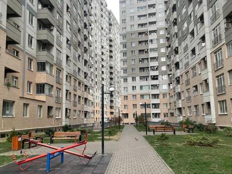 Объявление №6406389 - Баку, м. 20 января, 3-комн., 80 м², 10/18 этаж