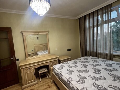 Аренда: 2-комнатная квартира, 60 м², Nizami: 780 ₼/мес 3