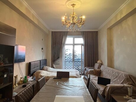 Elan №6406419 - Bakı, Yeni Günəşli q., 2 otaqlı, 68 m², 9/16 mərtəbə