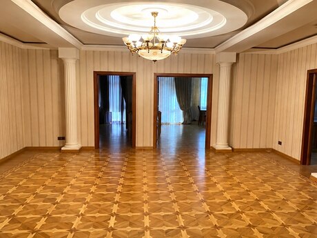 Kirayə 4 otaqlı mənzil, 220 m², 28 May: 400 ₼/ay 2