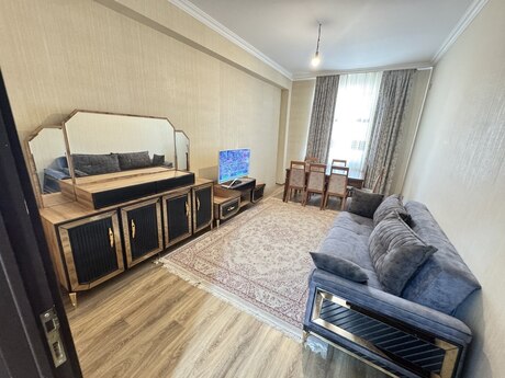 3 rooms · 83 m² · floor 2/9, Yasamal