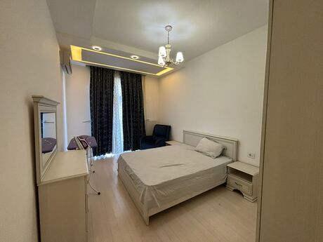 Kirayə 4 otaqlı mənzil, 170 m², Ağ şəhər: 1 800 ₼/ay 5