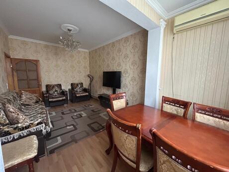 3-room apartment for rent, 70 m², Memar Əcəmi: 700 ₼/mo 3
