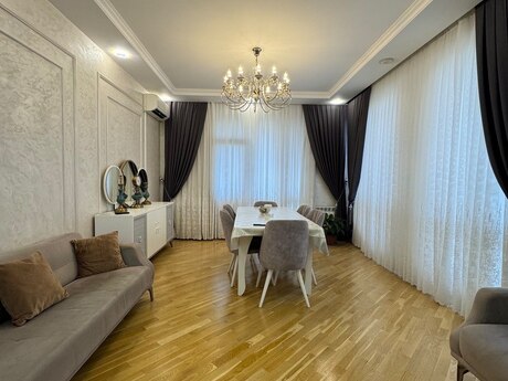 4 otaqlı mənzil, 156 m², Bakıxanov: 455 000 ₼ 2