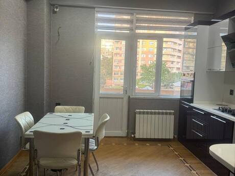 Объявление №6406483 - Баку, м. Ази Асланов, 3-комн., 130 м², 5/17 этаж