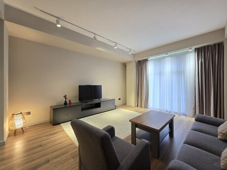 4 rooms · 180 m² · floor 5/7, Ağ şəhər