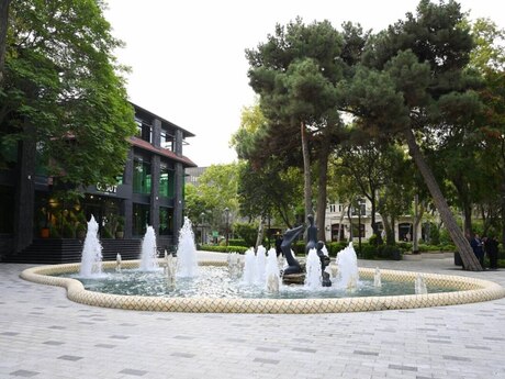 Elan №6406561 - Bakı, Sahil m., 2 otaqlı, 60 m², 2/3 mərtəbə