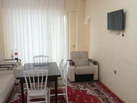 2-room apartment for rent, 78 m², Avtovağzal: 650 ₼/mo 4