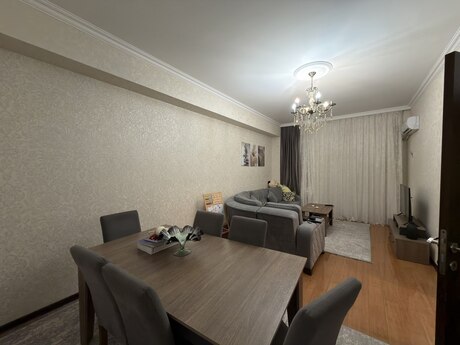 2 otaq · 65 m² · 4/7 mərtəbə, Yeni Günəşli