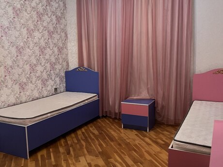 3 otaqlı mənzil, 146 m², İnşaatçılar: 330 000 ₼ 2