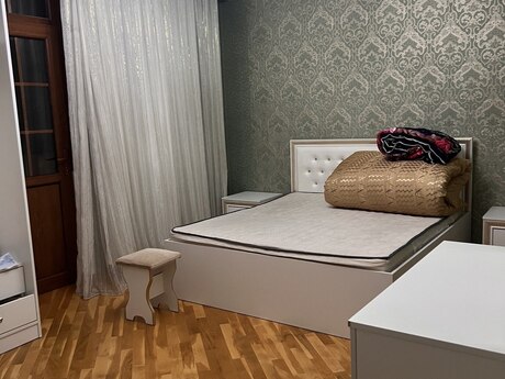 3 otaqlı mənzil, 146 m², İnşaatçılar: 330 000 ₼ 3