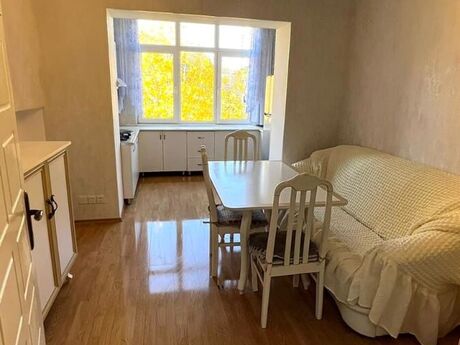 2-room apartment for rent, 52 m², İçəri Şəhər: 1 000 ₼/mo 5
