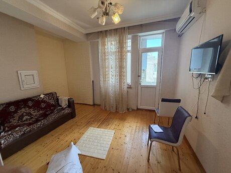 Объявление №6406825 - Баку, м. Халглар Достлугу, 2-комн., 51 м², 19/19 этаж