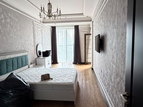 2 otaqlı mənzil, 105 m², 28 May: 375 000 ₼ 3