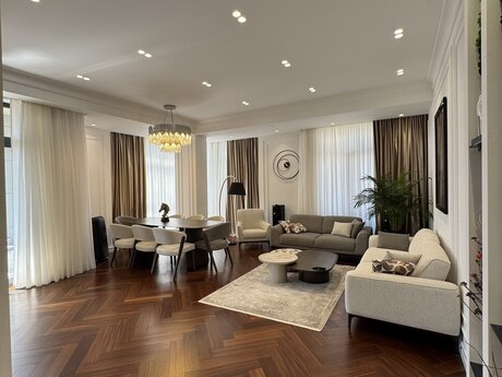 4 otaqlı mənzil, 172 m², Gənclik: 1 066 400 ₼ 3
