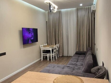 2-room apartment for rent, 70 m², Avtovağzal: 700 ₼/mo 2