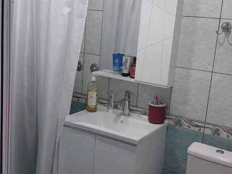Объявление №6406954 - Баку, м. Нефтчиляр, 2-комн., 40 м², 2/5 этаж