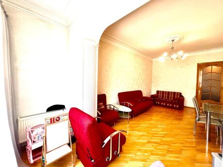 Elan №6407023 - Bakı, Nizami m., 2 otaqlı, 70 m², 4/6 mərtəbə