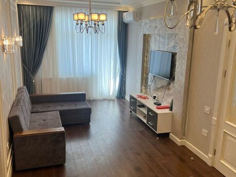 2 otaq · 95 m² · 6/14 mərtəbə, Gənclik