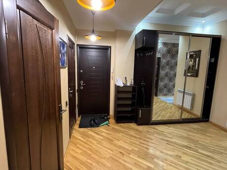 Kirayə 3 otaqlı mənzil, 135 m², İnşaatçılar: 1 200 ₼/ay 5